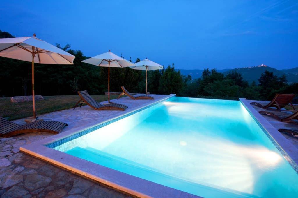 ליבאדה Villa Bazjaki - Beautiful Stone Villa In Istria With Private Pool מראה חיצוני תמונה